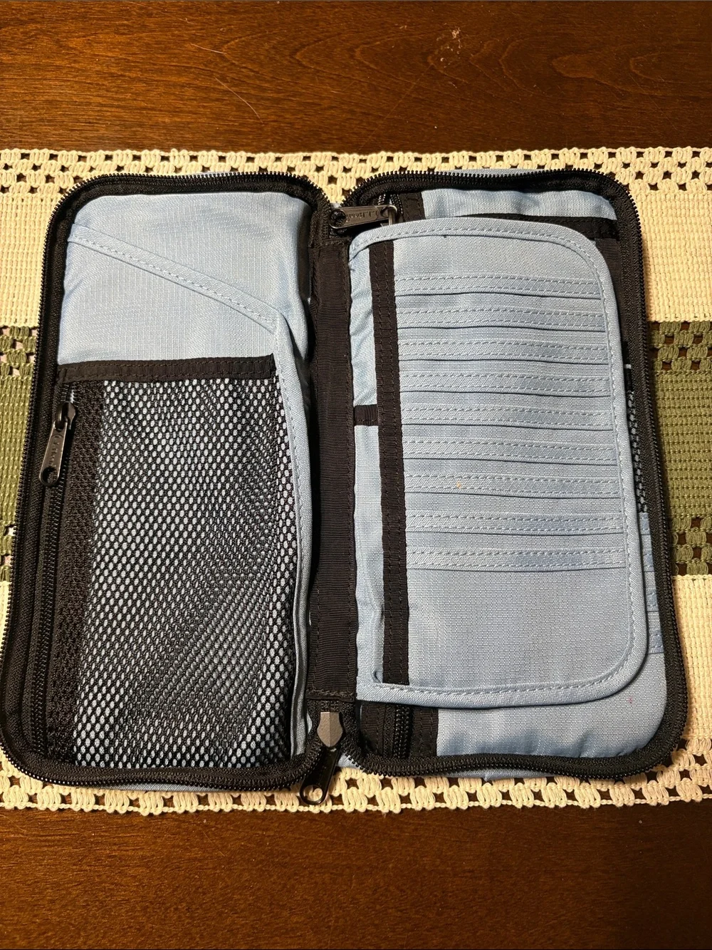 L.L. Organizer